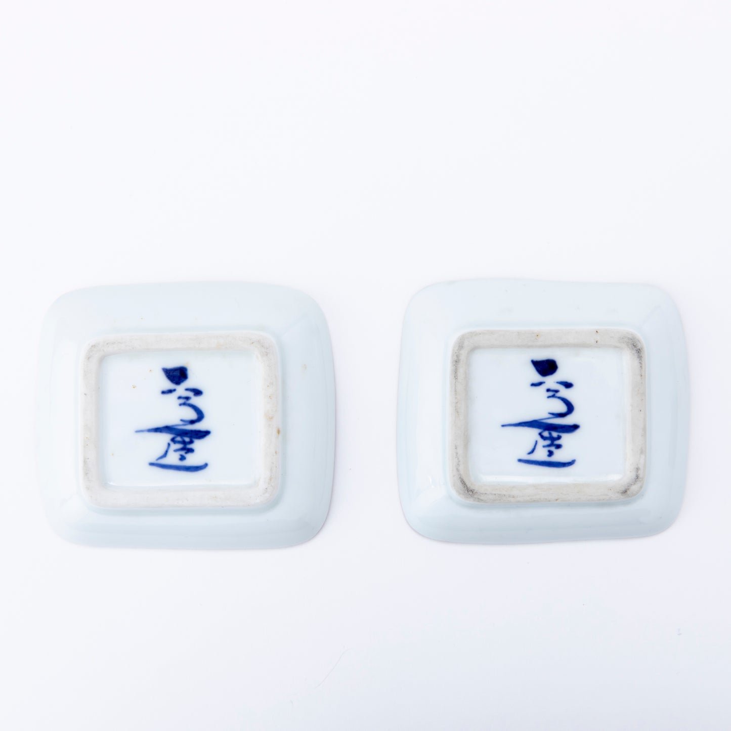 染付角皿
